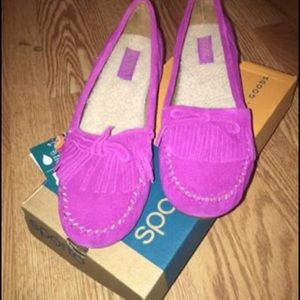 A LOT of Women’s Shoes